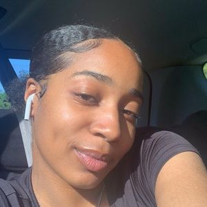 Meet your Posher, Nakayla